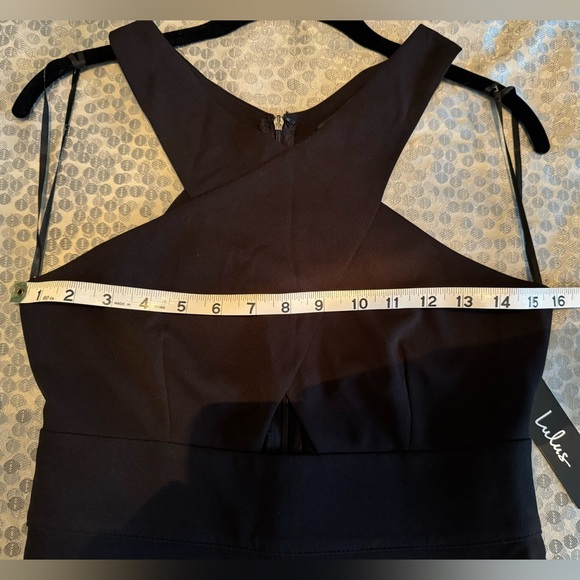 Lulu’s NWT Black Cross Front Front Halter Short Keyhole Dress NEW - Picture 6 of 7